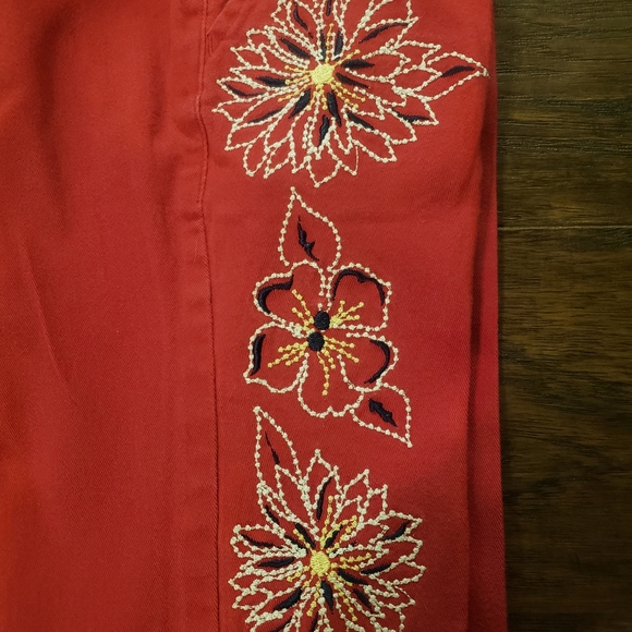 Mary Kate & Ashley red embroidered pants - Picture 2 of 5